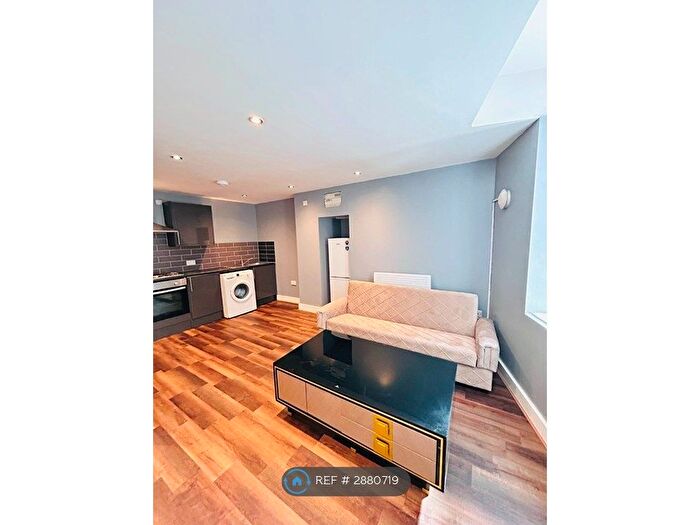 1 Bedroom Flat To Rent In Manor Row, Bradford, BD1