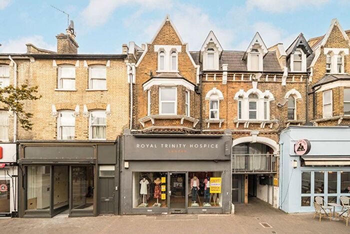 1 Bedroom Flat To Rent In Northcote Road, London, SW11