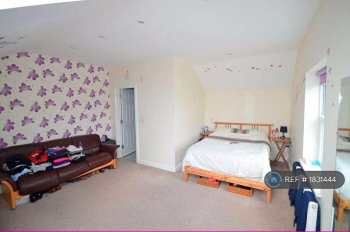 2 Bedroom Maisonette To Rent In Bounty Street, New Bradwell, Milton Keynes, MK13
