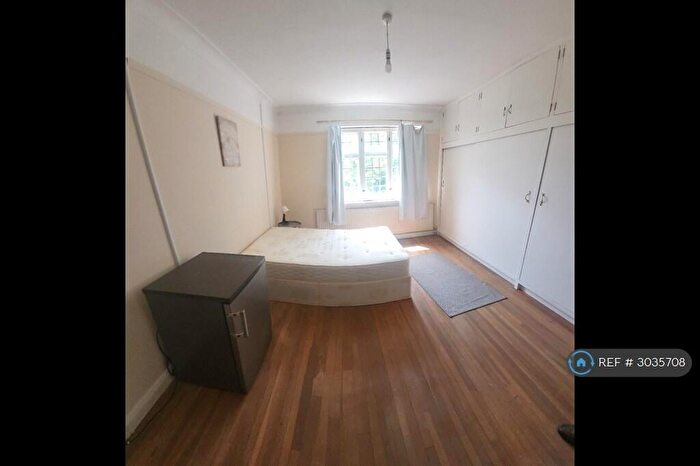 1 Bedroom Flat To Rent In Wyvern Road, Purley, CR8