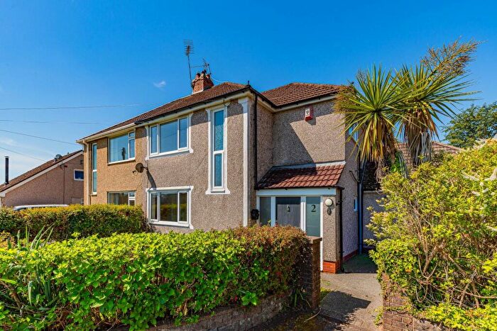 3 Bedroom Semi Detached House For Sale In Lansbury Close, Caerphilly, CF83