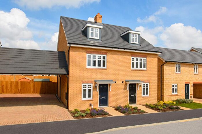 4 Bedroom End Of Terrace House For Sale In Southern Cross, Wixams, MK42