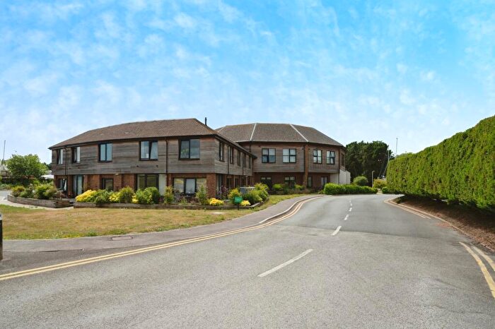 3 Bedroom Flat For Sale In Northney Marina, Hayling Island, Hampshire, PO11