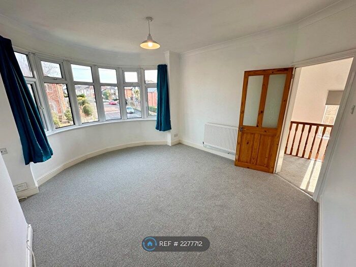 1 Bedroom Flat To Rent In Seafield Road, Bournemouth, BH6