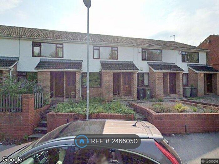 1 Bedroom Flat To Rent In Salisbury Mews, Leeds, LS18