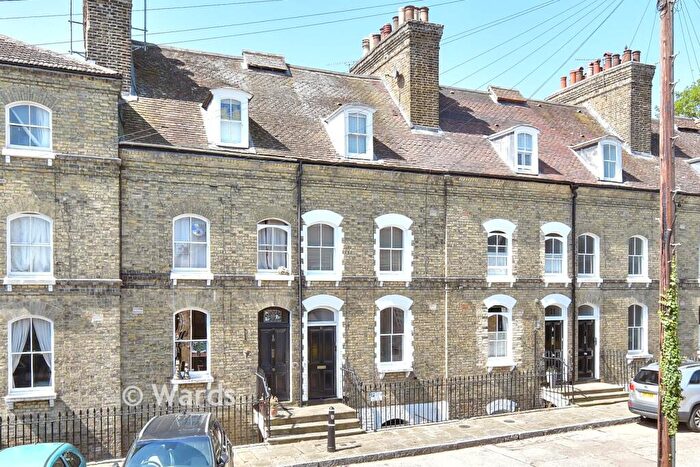 2 Bedroom Duplex For Sale In The Terrace, Rochester, Kent, ME1