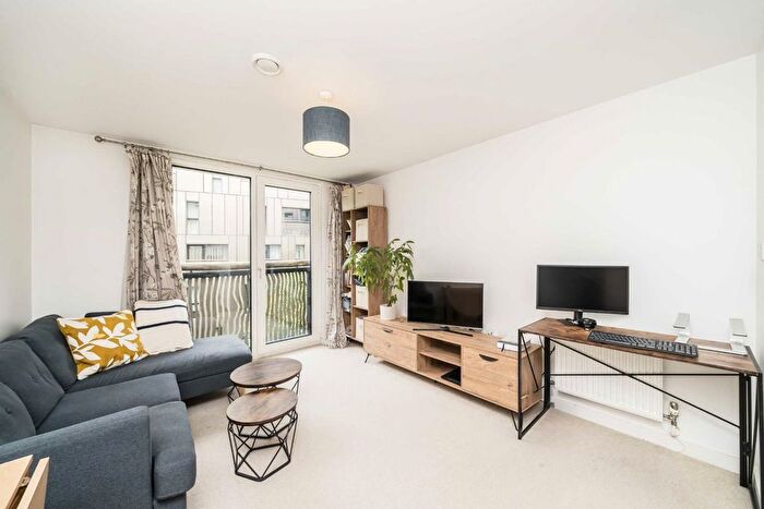 1 Bedroom Flat To Rent In Gatliff Road, London, SW1W