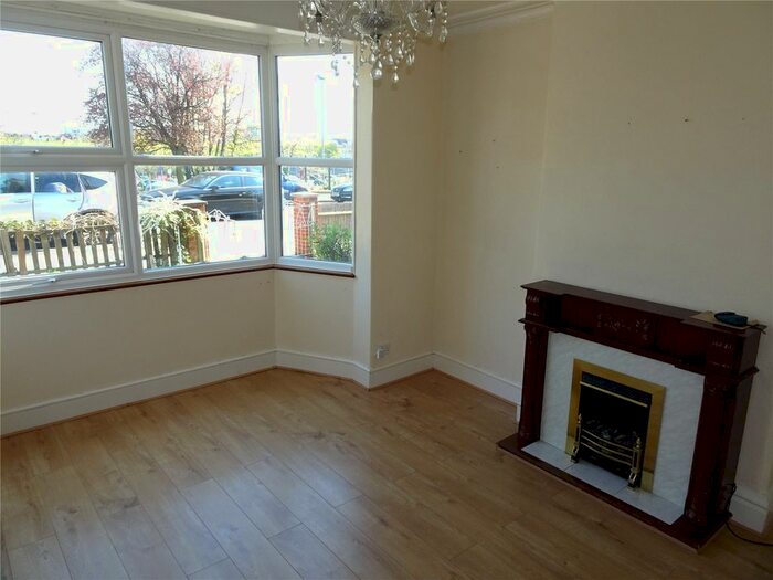 4 Bedroom Semi-Detached House To Rent In Belmont Road, Uxbridge, Greater London, UB8
