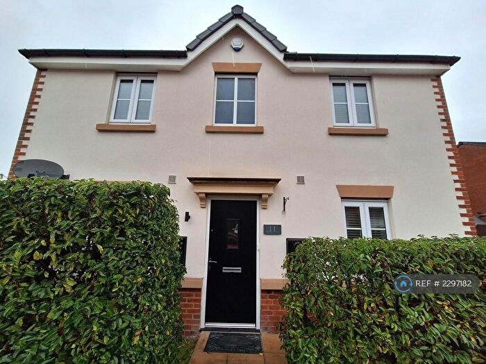 3 Bedroom Semi-Detached House To Rent In Chesterfield Close, Eccles, Manchester, M30