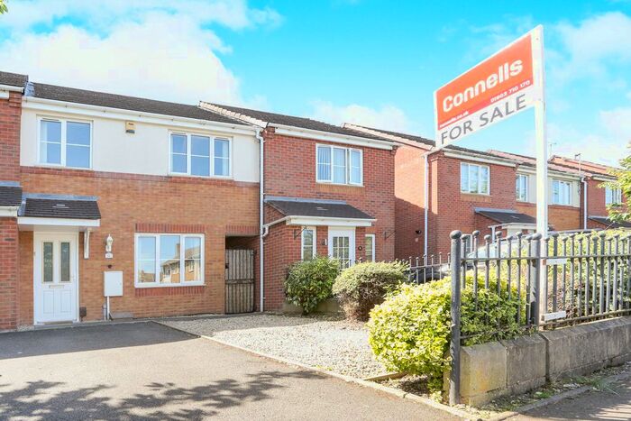 3 Bedroom Property To Rent In Essington Way, Wolverhampton, WV1