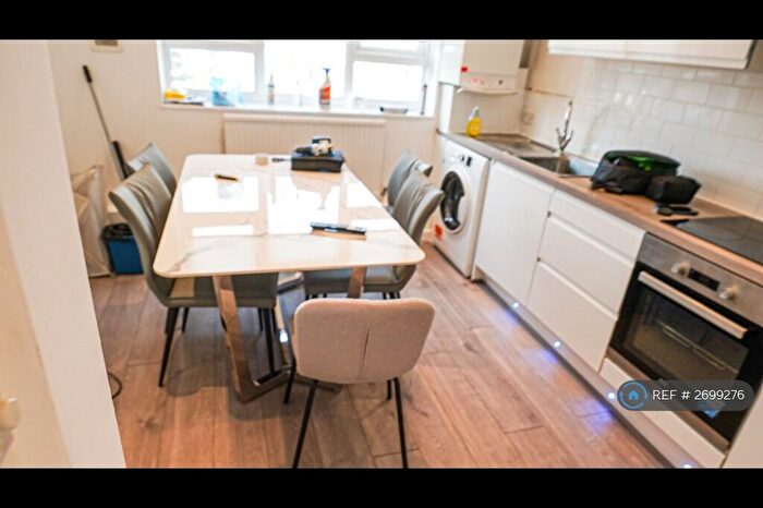 3 Bedroom Flat To Rent In St. John's Court, London, N4