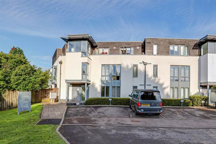 2 Bedroom Apartment To Rent In Samuels Crescent, Whitchurch, Cardiff, CF14