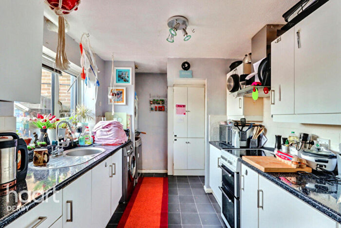 3 Bedroom Terraced House For Sale In Vicarage Road, Mickleover, DE3