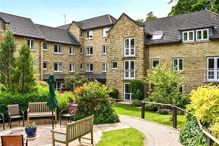 2 Bedroom Apartment For Sale In Beech Street, Bingley, West Yorkshire, BD16