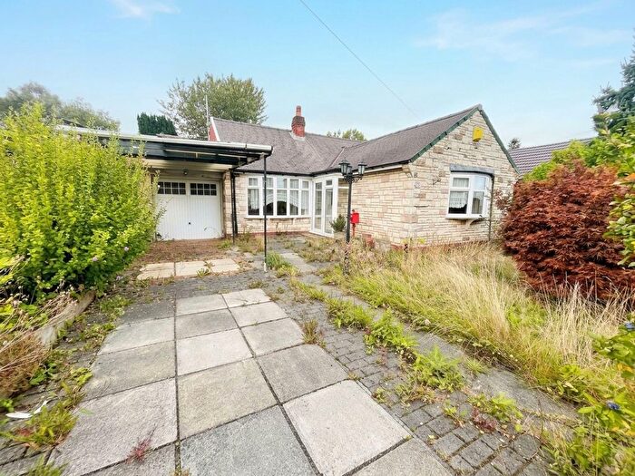 2 Bedroom Detached Bungalow For Sale In Parkgate, Knutsford, WA16