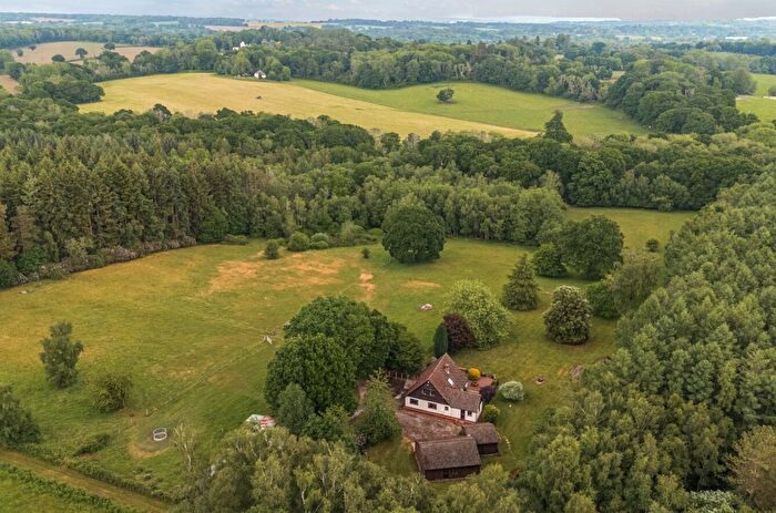 3 Bedroom Detached House For Sale In Landford Wood, Salisbury, Wiltshire, SP5