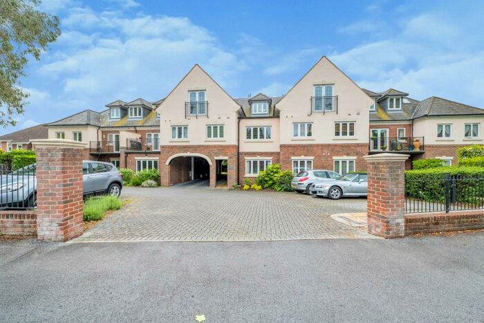 2 Bedroom Apartment To Rent In Flagstaff House, , Heath Road, Locks Heath, Southampton, Hampshire, SO31