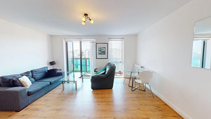 2 Bedroom Flat To Rent In Charcot Road, London, NW9