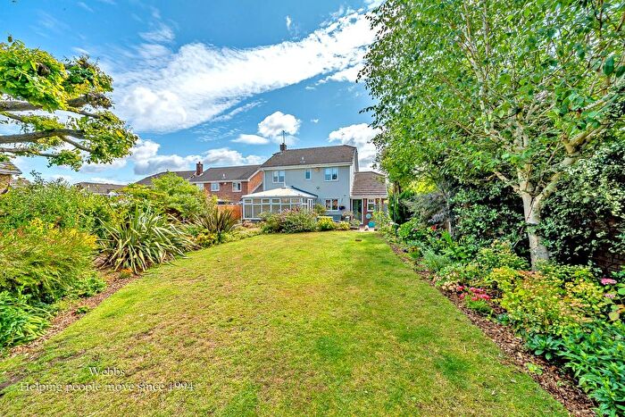 5 Bedroom Detached House For Sale In Nairn Road, Walsall, WS3