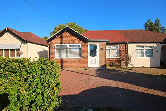 3 Bedroom Semi-Detached Bungalow For Sale In Celia Crescent, Ashford, TW15