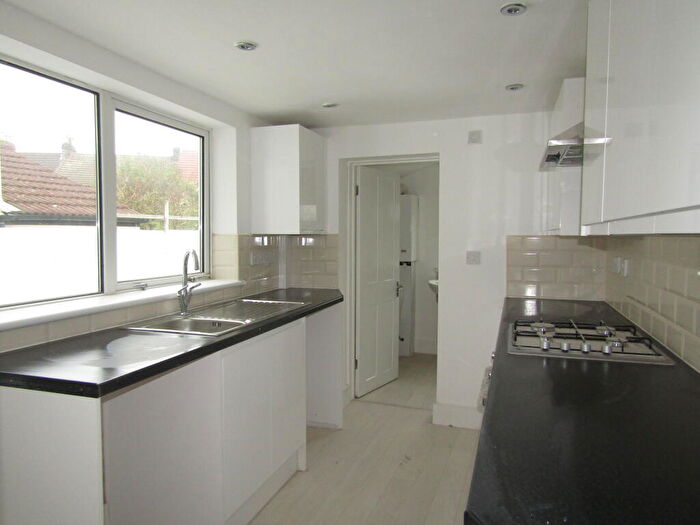 3 Bedroom Terraced House To Rent In Longfellow Road, Gillingham, ME7