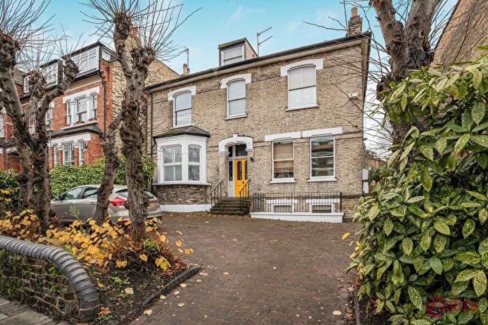 6 Bedroom Detached House For Sale In Crouch Hill, N8