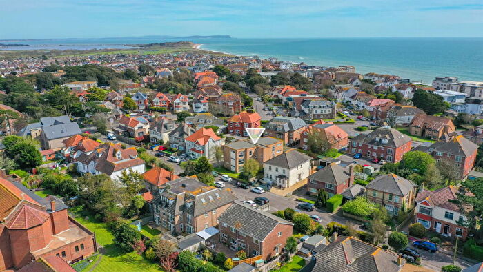 2 Bedroom Apartment To Rent In Twynham Road, Bournemouth, Dorset, BH6