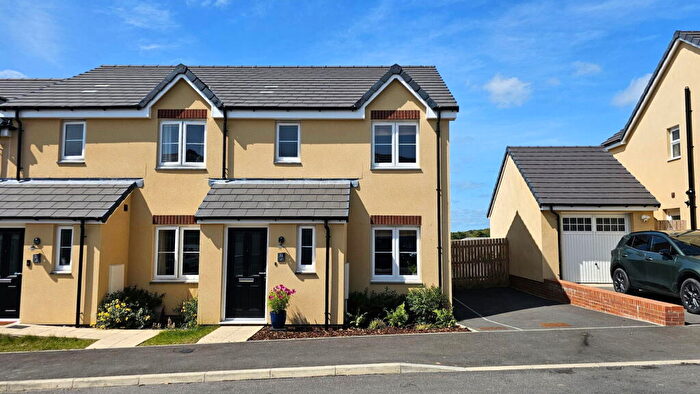 3 Bedroom End Of Terrace House For Sale In Curlew Drive, Westward Ho!, EX39