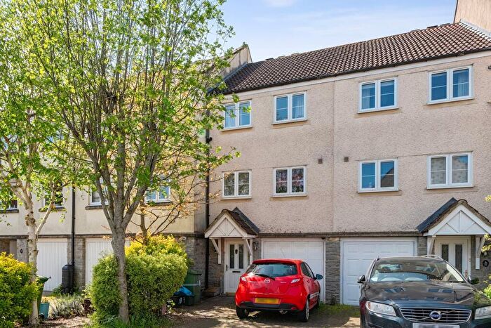3 Bedroom Town House For Sale In St Andrews Mews, Wells, BA5