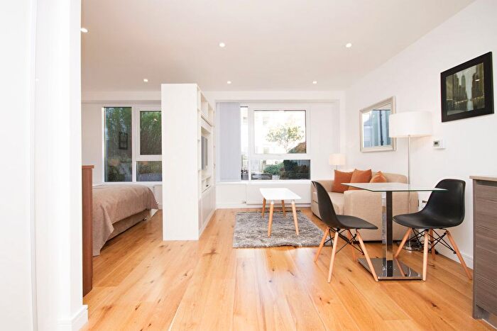 Studio To Rent In Tryon Apartments, Hounslow, TW3
