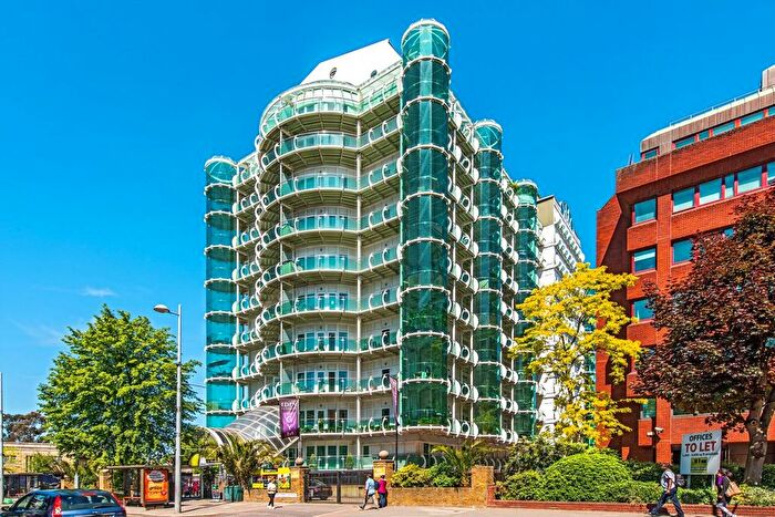 2 Bedroom Flat To Rent In Uxbridge Road, Ealing, W5