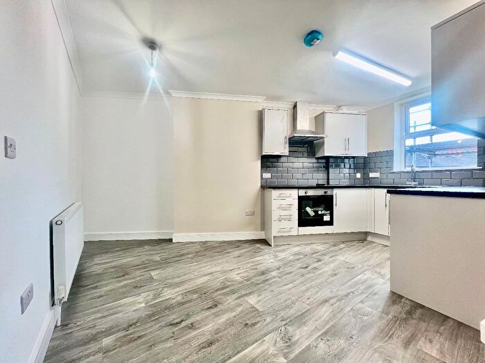 1 Bedroom Flat To Rent In Leppings Lane, Sheffield, S6