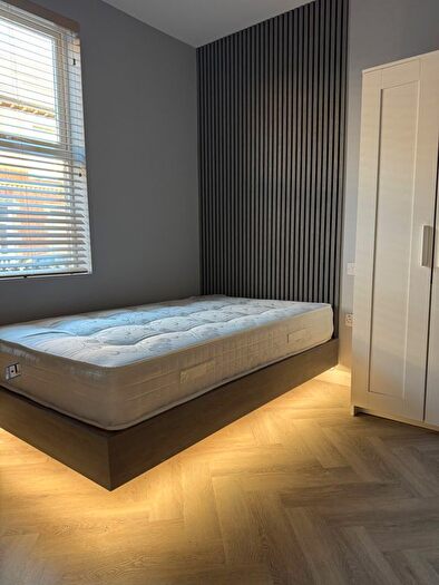 1 Bedroom Studio To Rent In Essex Street, Reading, Berkshire, RG2