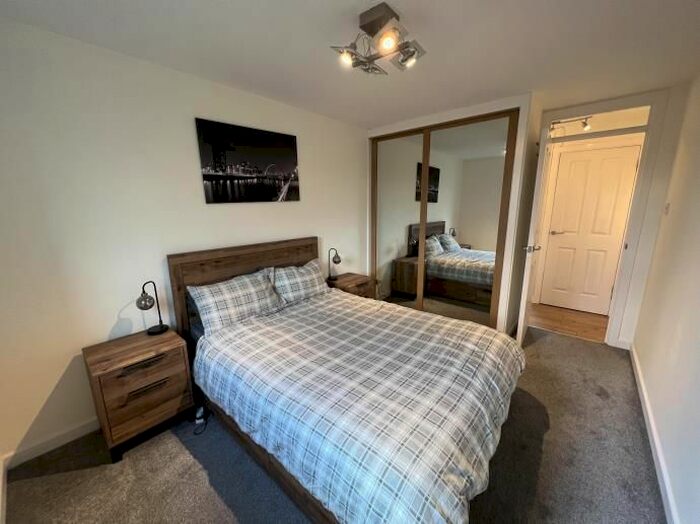 1 Bedroom Flat To Rent In Linden Way, Anniesland, Glasgow G13