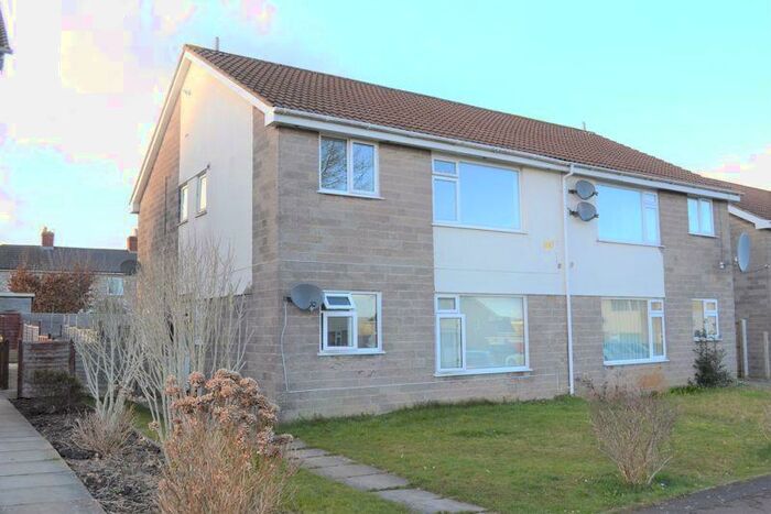 2 Bedroom Maisonette To Rent In Holly Walk, Westfield, BA3