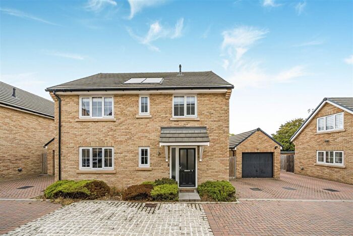 4 Bedroom Property For Sale In Tilia Close, Windsor, SL4