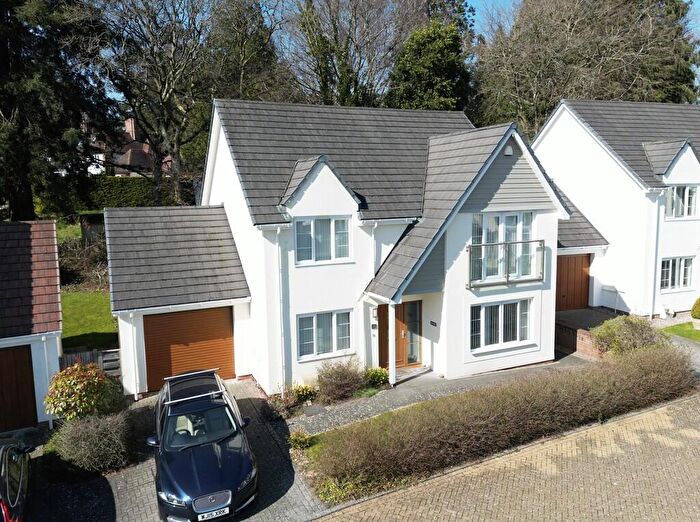 4 Bedroom Detached House For Sale In Oak Tree Gardens, West Hill, EX11