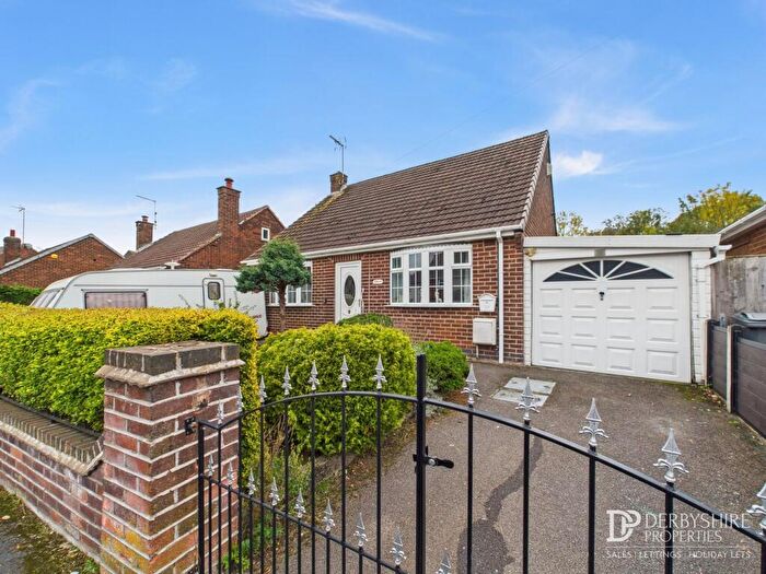 2 Bedroom Bungalow For Sale In Brook Avenue, Alfreton, DE55