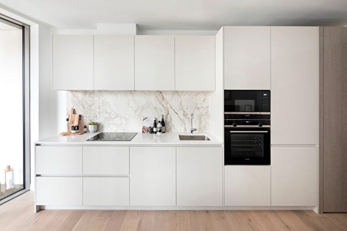 Studio To Rent In Water Street, South Quay, E14