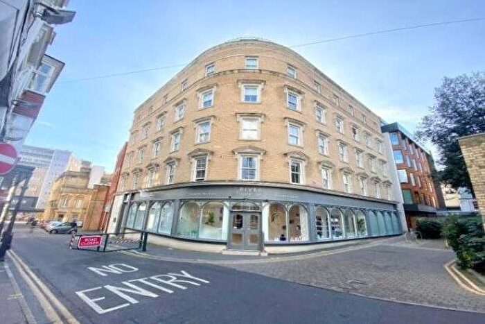 1 Bedroom Flat To Rent In Albert Road, Bournemouth, BH1