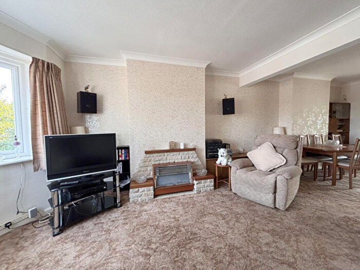 3 Bedroom Semi-Detached House For Sale In Priests Road, Swanage, Dorset, BH19 - Photo 3