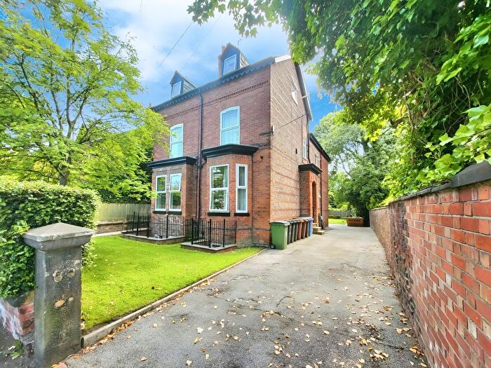 1 Bedroom Flat To Rent In Parsonage Road, Heaton Moor, Stockport, SK4