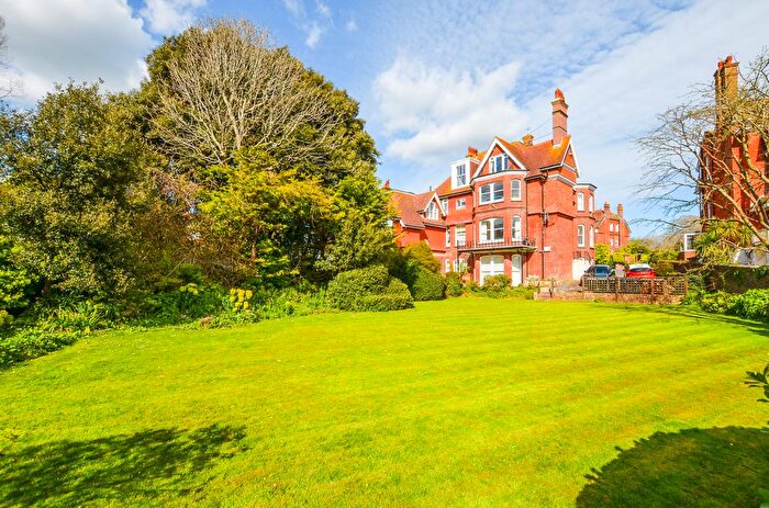 2 Bedroom Flat For Sale In Arden Mead, Eastbourne, Eastbourne, East Sussex, BN20