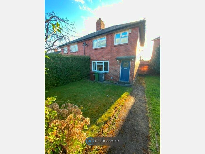 3 Bedroom Semi-Detached House To Rent In Stanmore Mount, Leeds, LS4