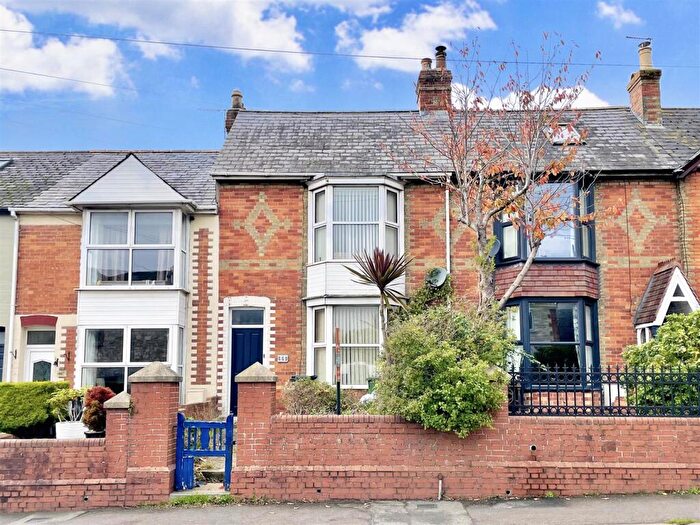 3 Bedroom Terraced House For Sale In Dorchester Road, Weymouth, DT3