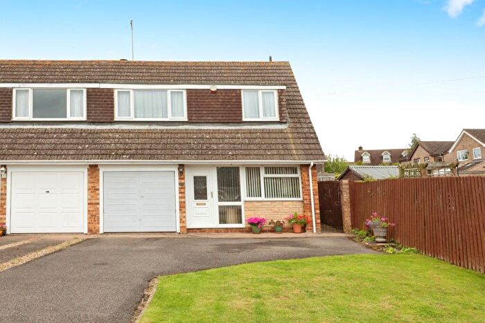 3 Bedroom Semi-Detached House For Sale In Blacksmiths Way, Hartwell, Northampton, NN7