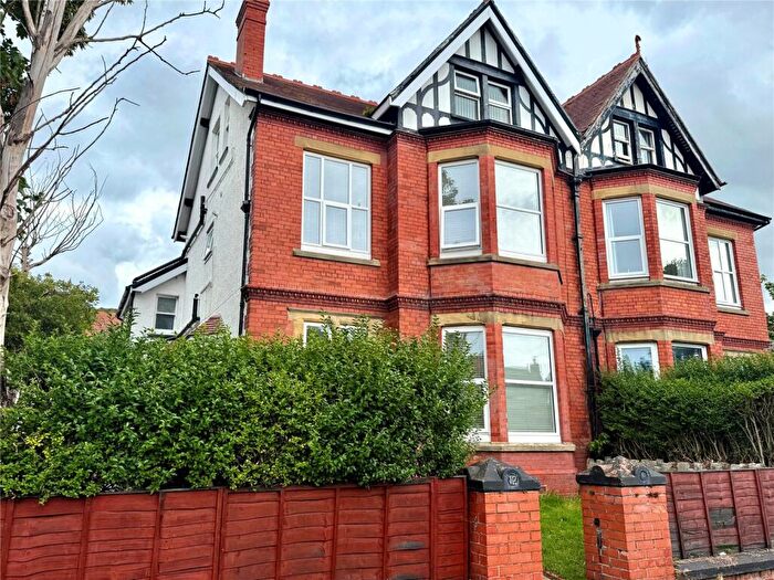 1 Bedroom Flat For Sale In Harcourt Road, Llandudno, Gwynedd, LL30
