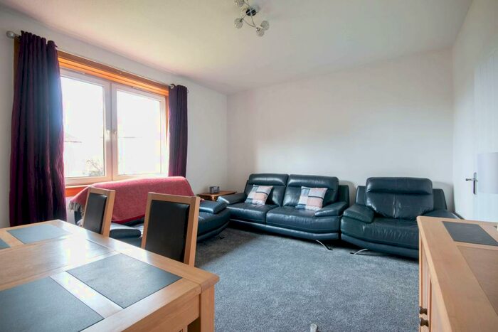2 Bedroom Flat To Rent In Northfield Broadway Edinburgh United Kingdom, EH8