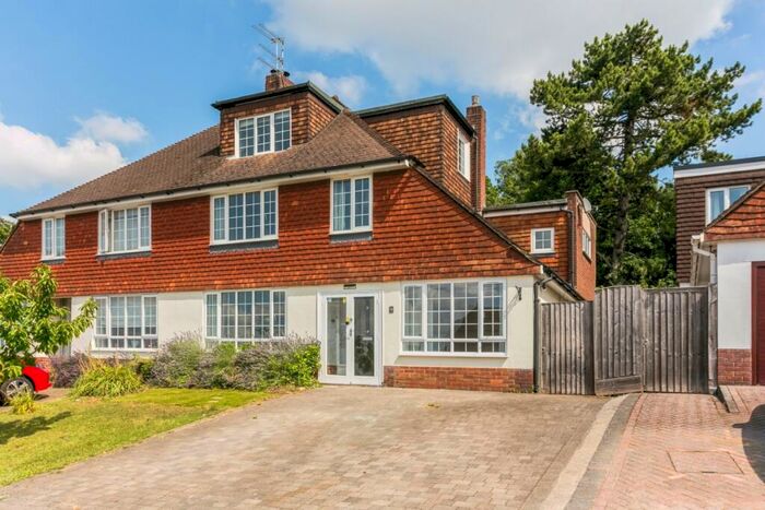 5 Bedroom Semi-Detached House To Rent In Telston Close Bourne End, SL8