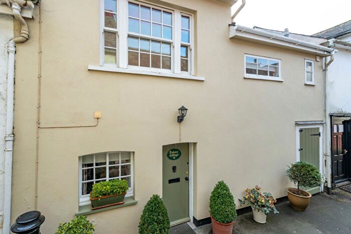 2 Bedroom Cottage For Sale In Clare, Sudbury, Suffolk, CO10